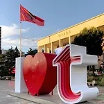 Esi's Tirana